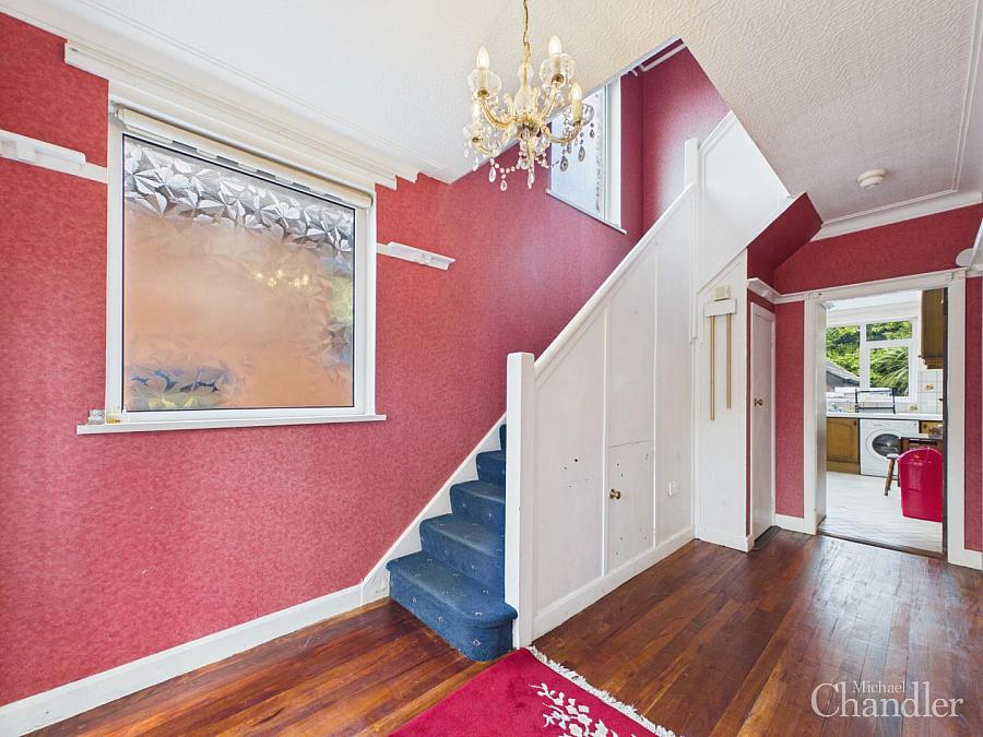 46 Newton Park