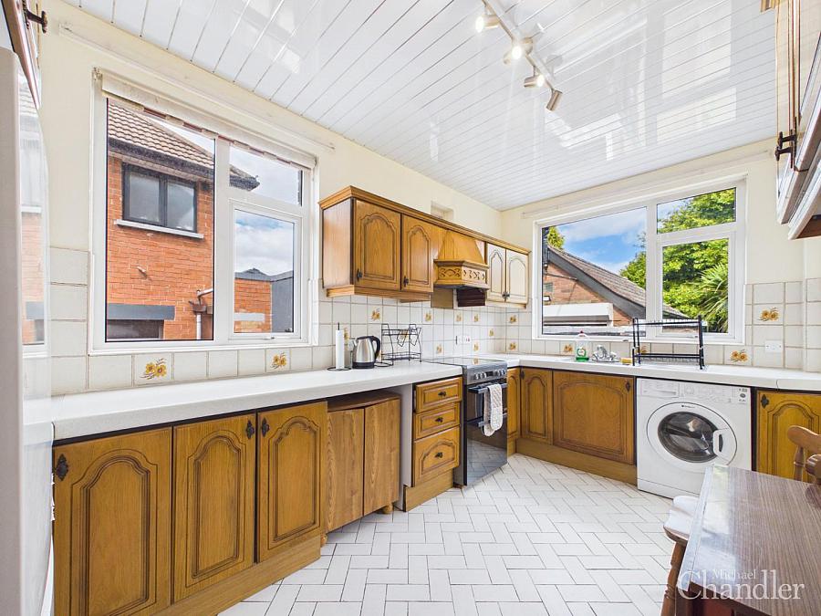46 Newton Park