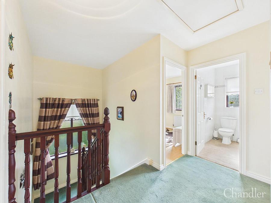 30 Beechwood Grove