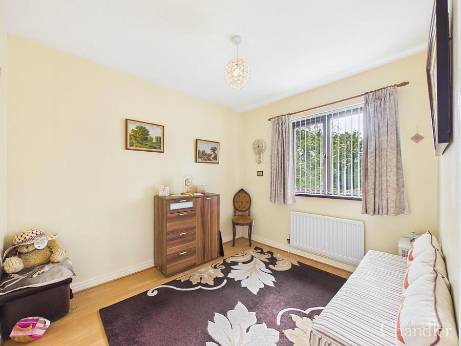 30 Beechwood Grove