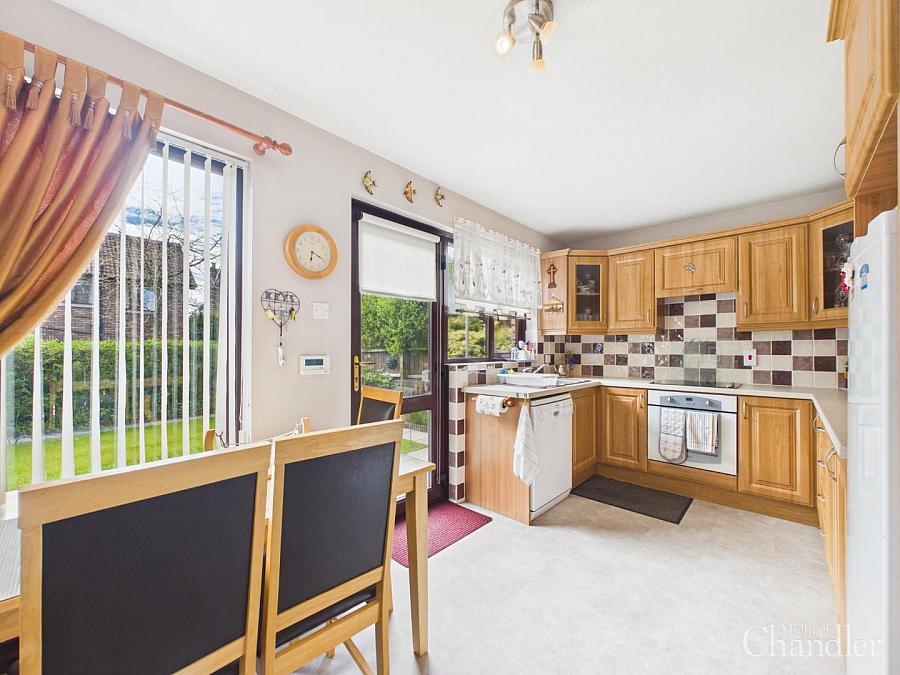 30 Beechwood Grove