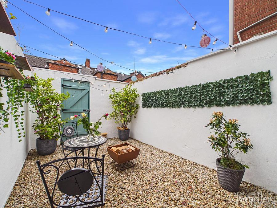 17 Raby Street