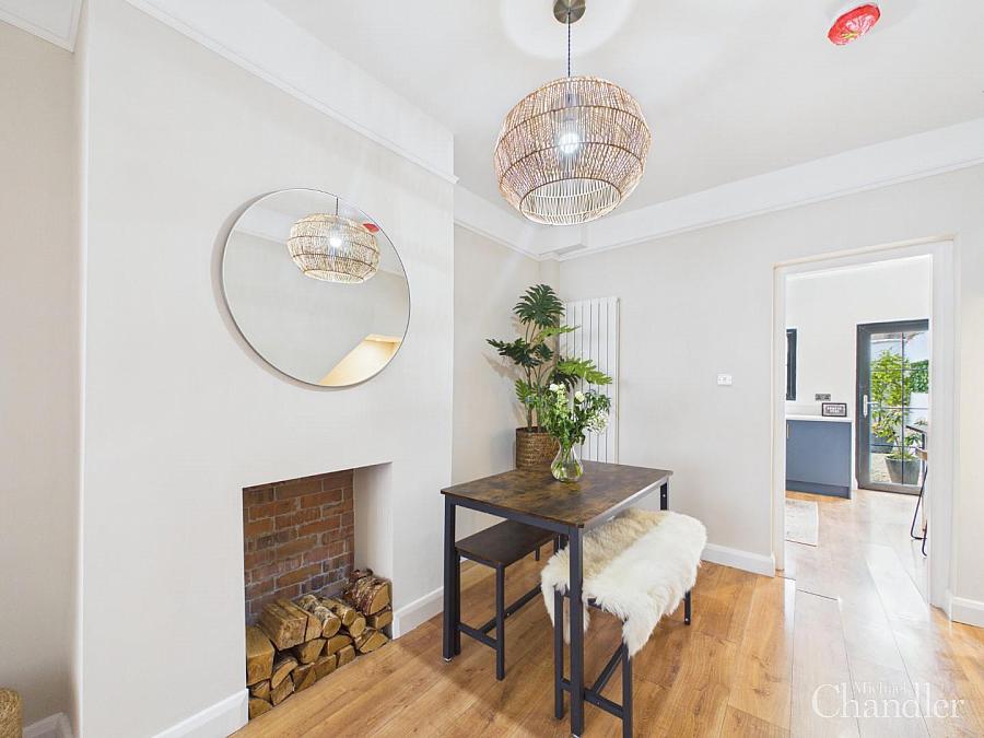 17 Raby Street