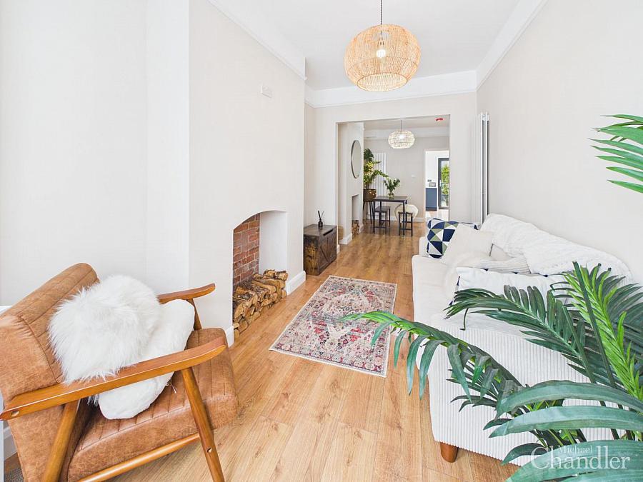 17 Raby Street
