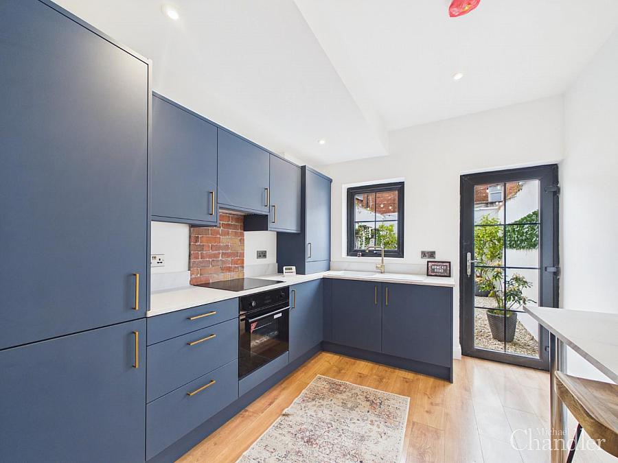 17 Raby Street