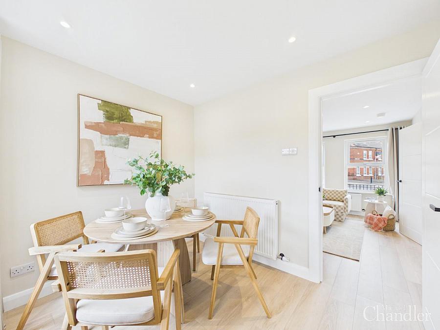 285 Albertbridge Road