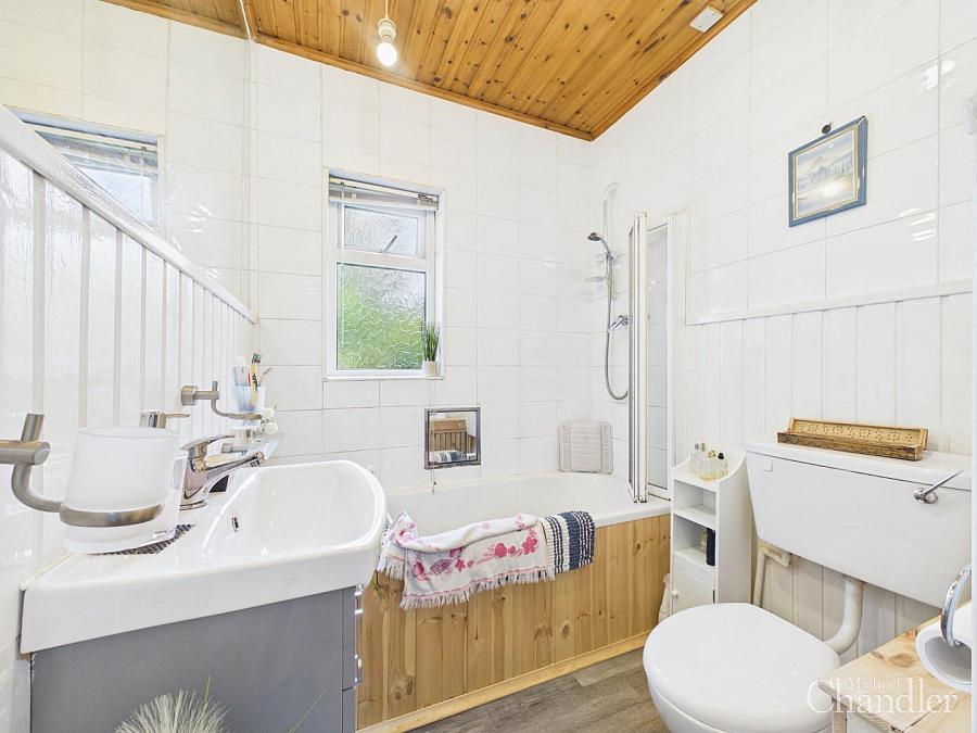 27 Hillsborough Road