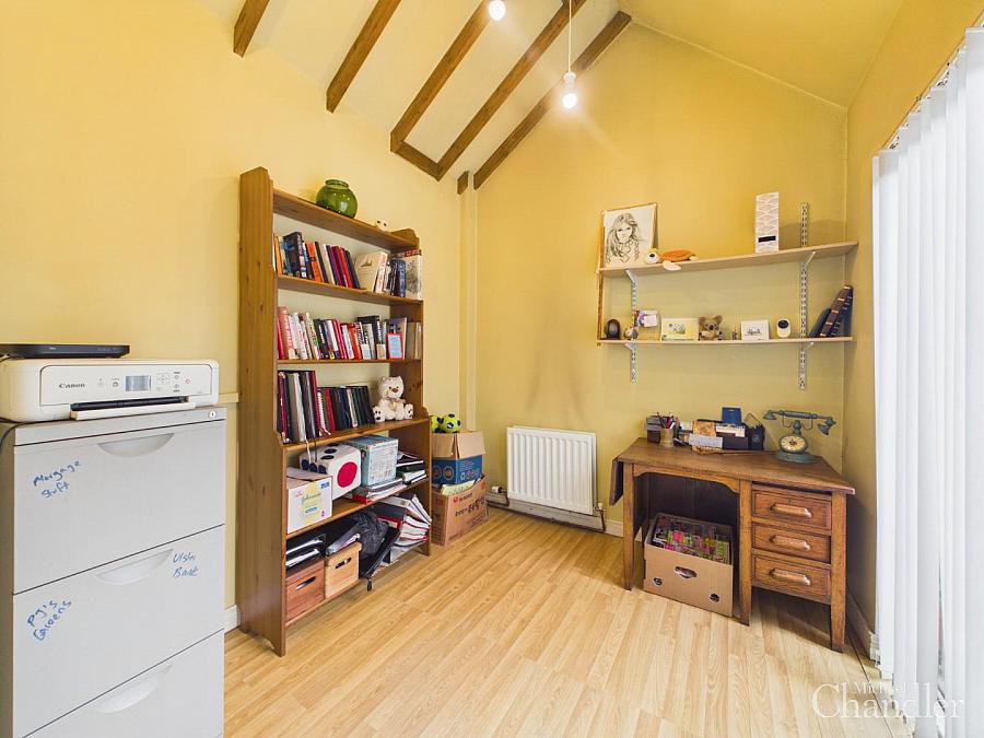 27 Hillsborough Road