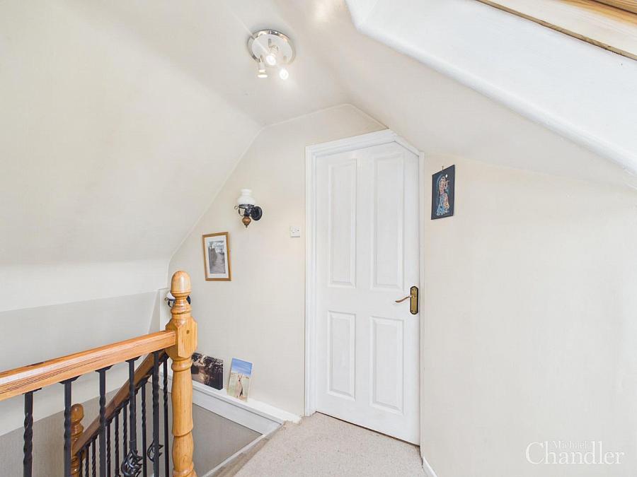 27 Hillsborough Road