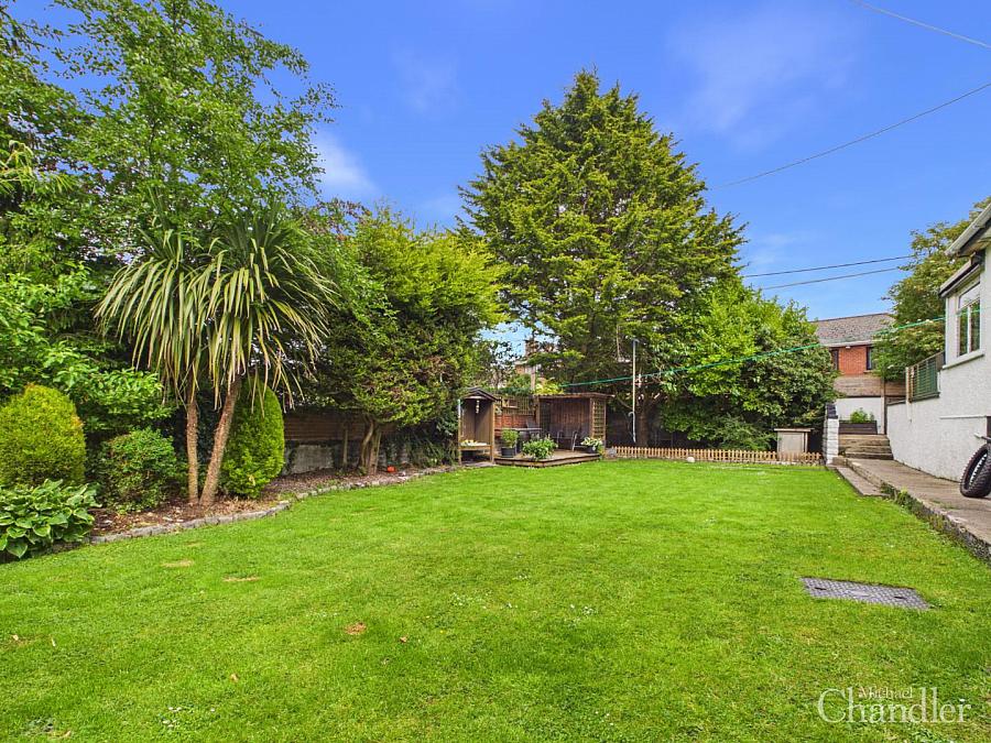 27 Hillsborough Road