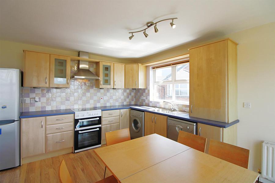 14d Loughview Village