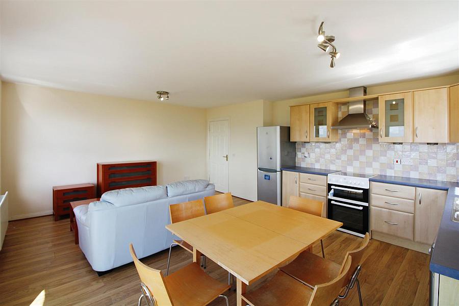 14d Loughview Village