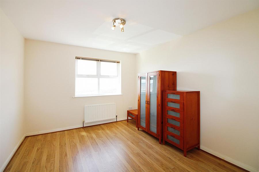 14d Loughview Village