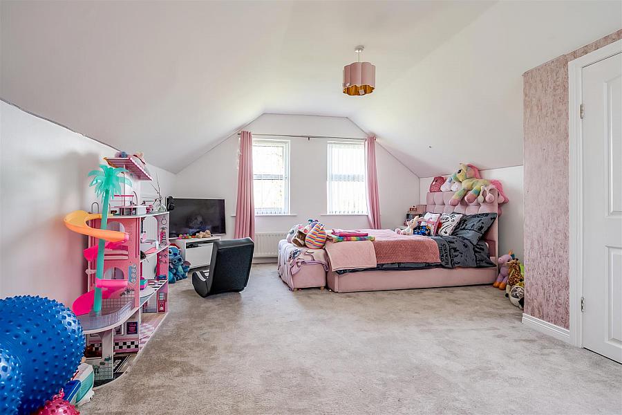 32a Crumlin Road