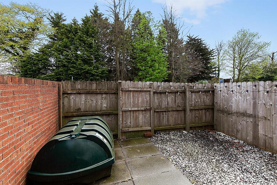 39 Chichester Gardens