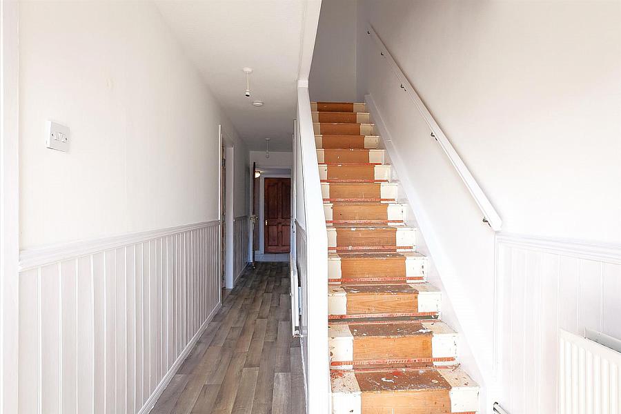 8 Ashgrove