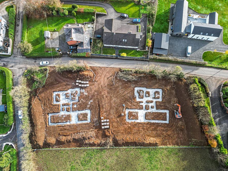 Site 2 Between 7 Holestone Road & 2 Moyra Road Site 2 Between 7 Holestone Road & 2 Moyra Road