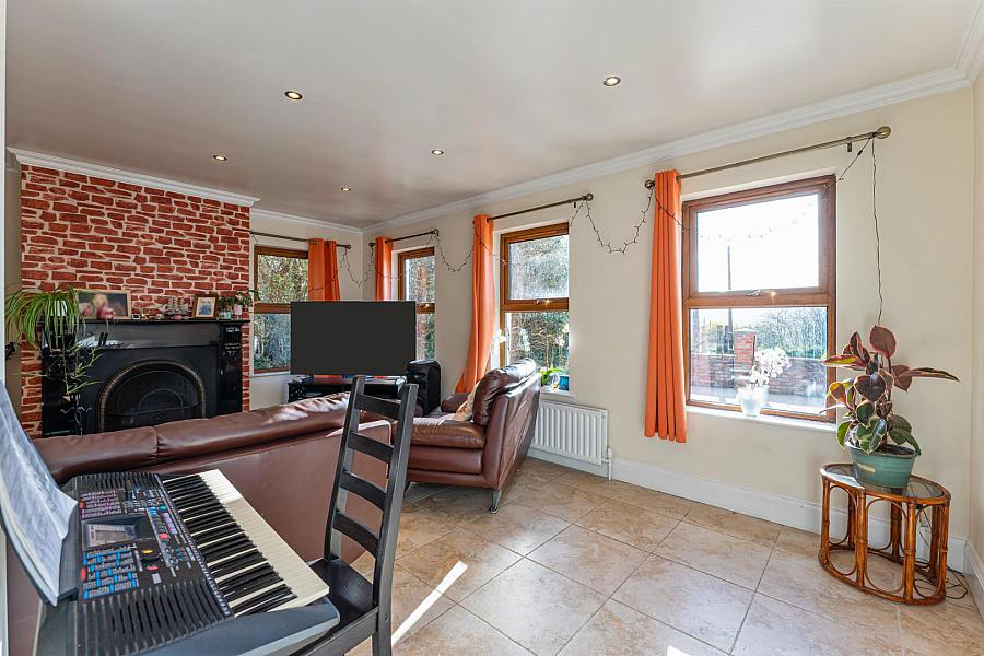 1085 Crumlin Road