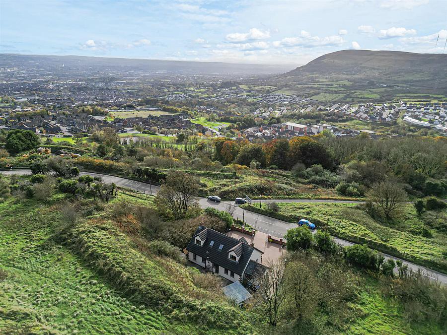 1085 Crumlin Road