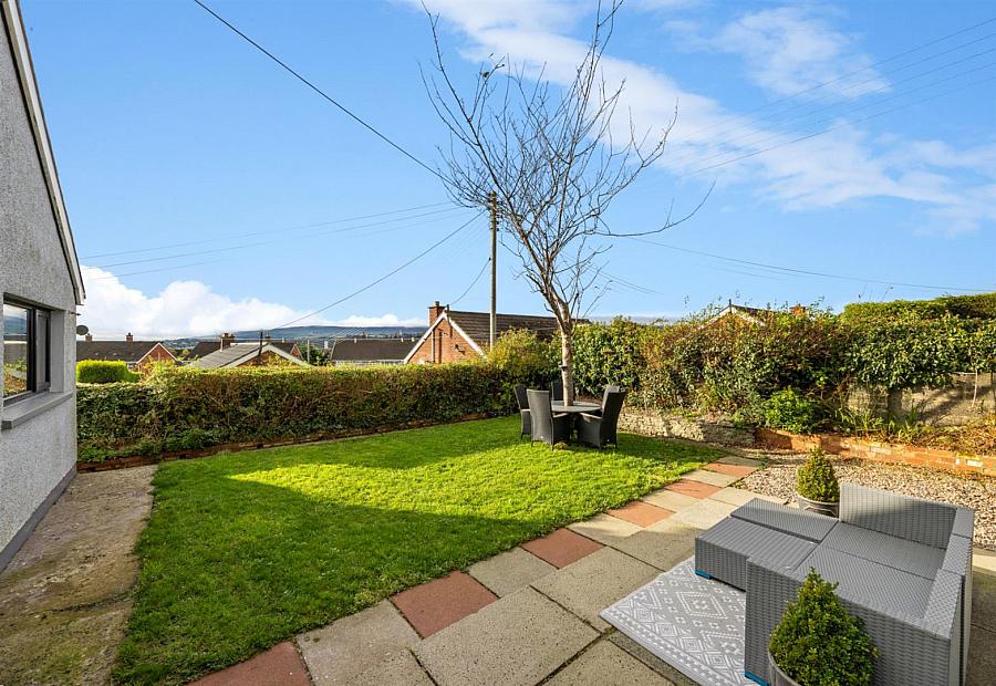 4 Wyncairn Park