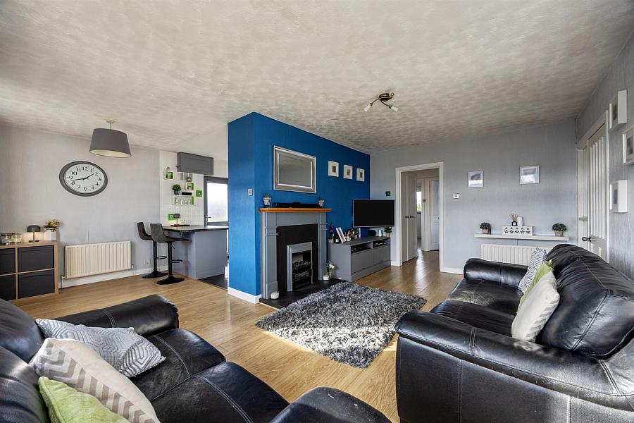 4 Wyncairn Park