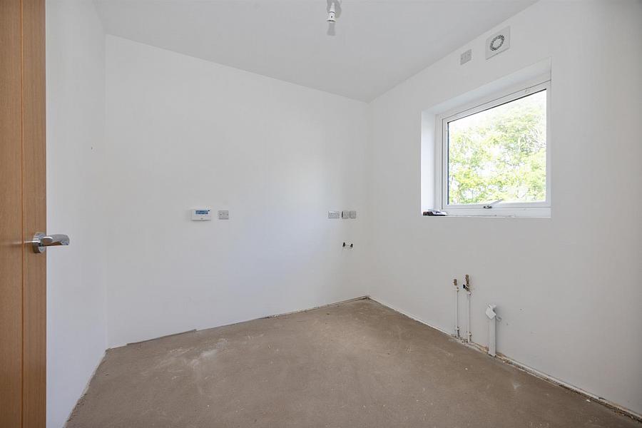 26 Tullywest Road