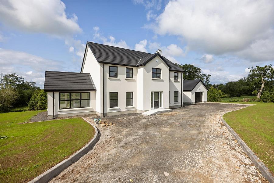 26 Tullywest Road