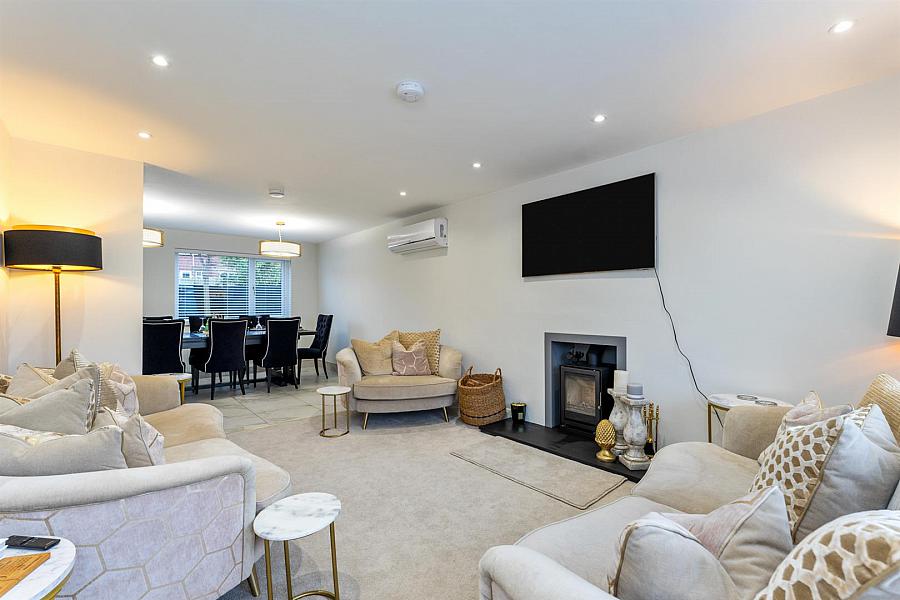 17 Glencroft Gardens