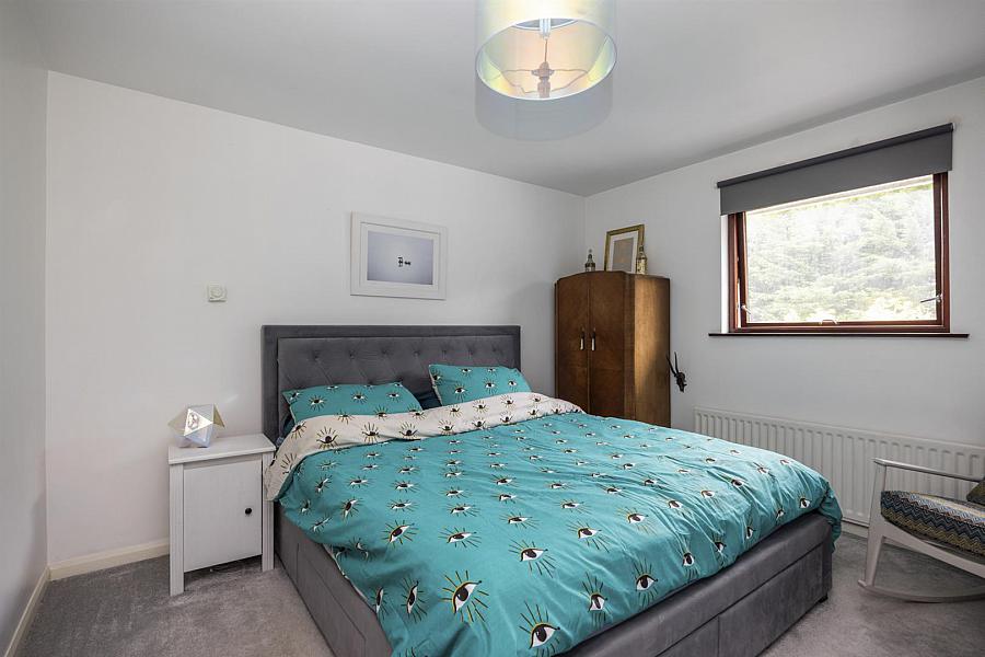 Dwelling, Building Site & Land At 7 Loughanmore Rd