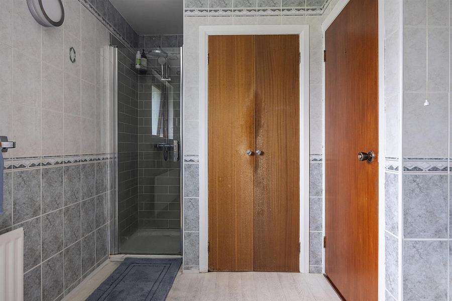 Dwelling, Building Site & Land At 7 Loughanmore Rd