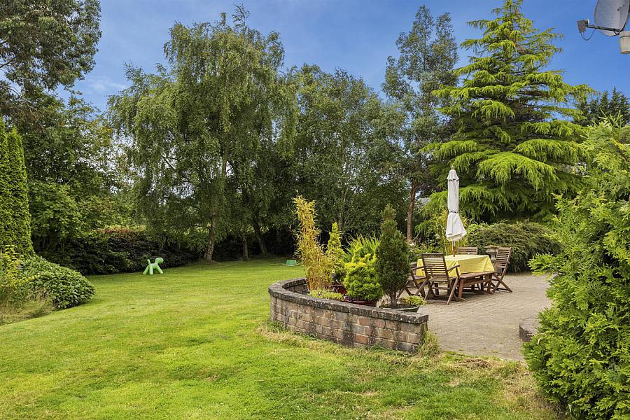 Dwelling, Building Site & Land At 7 Loughanmore Rd