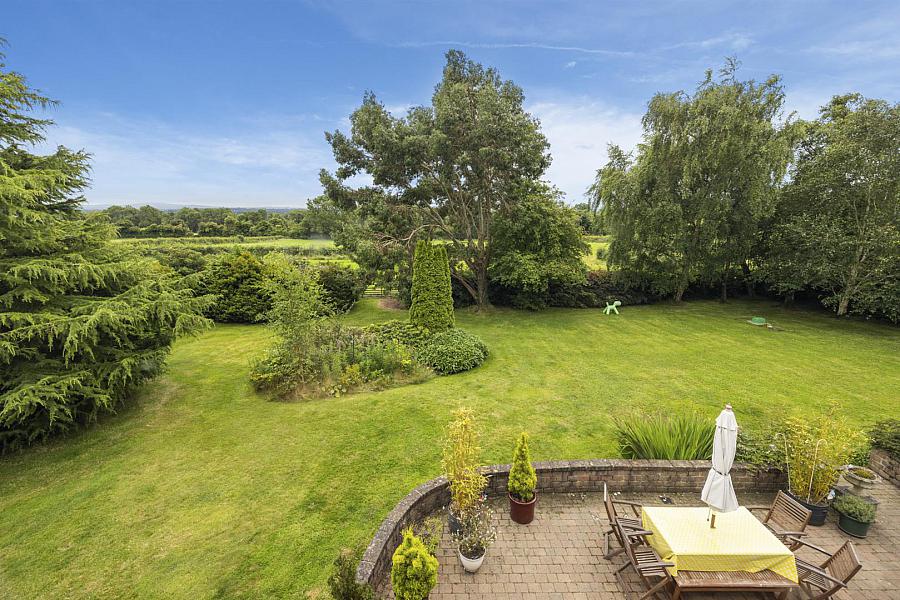 Dwelling, Building Site & Land At 7 Loughanmore Rd