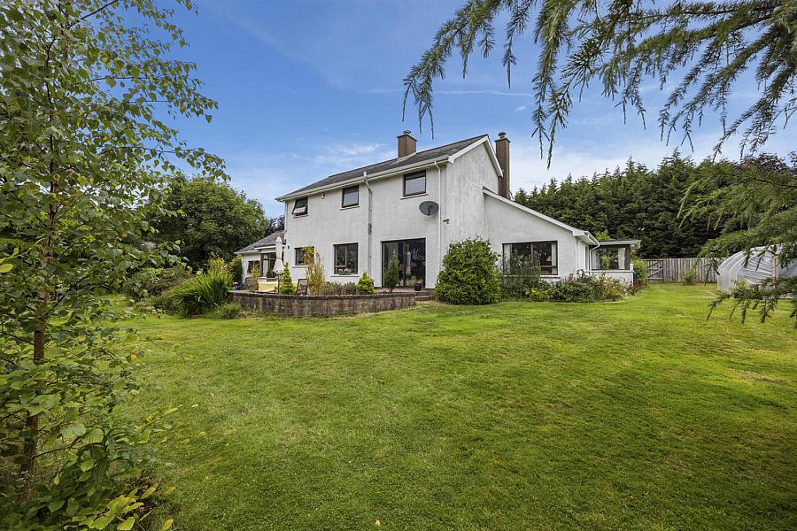 Dwelling, Building Site & Land At 7 Loughanmore Rd