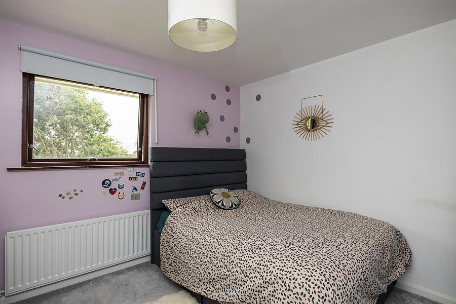 Dwelling, Building Site & Land At 7 Loughanmore Rd