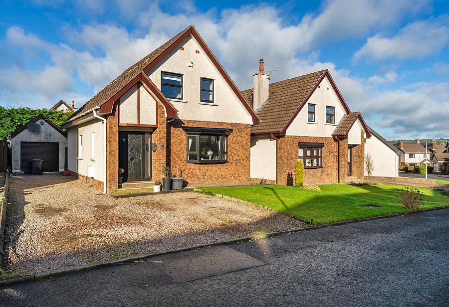 31 Craiglands Manor