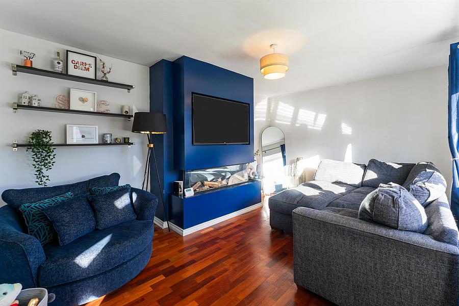 31 Craiglands Manor
