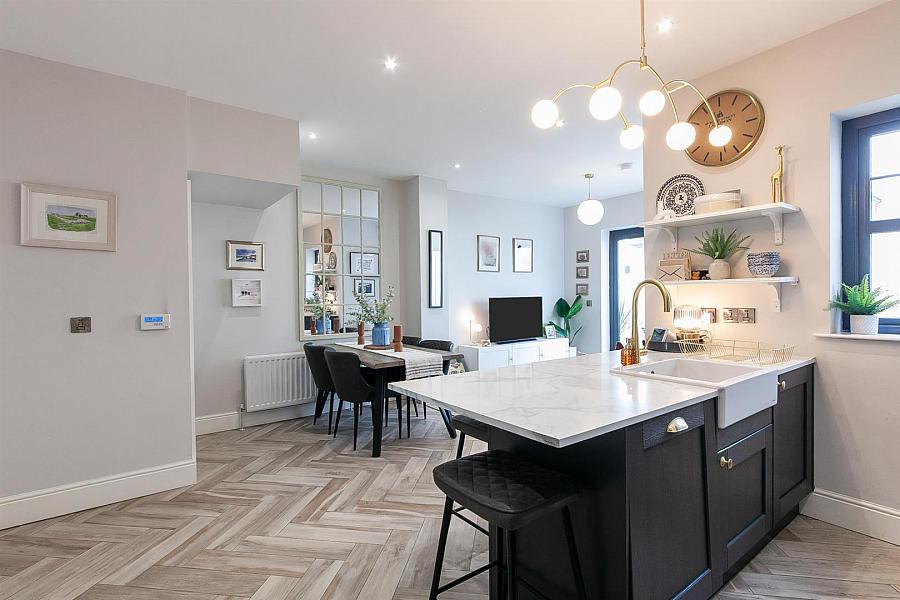 7 Barton Park Villas