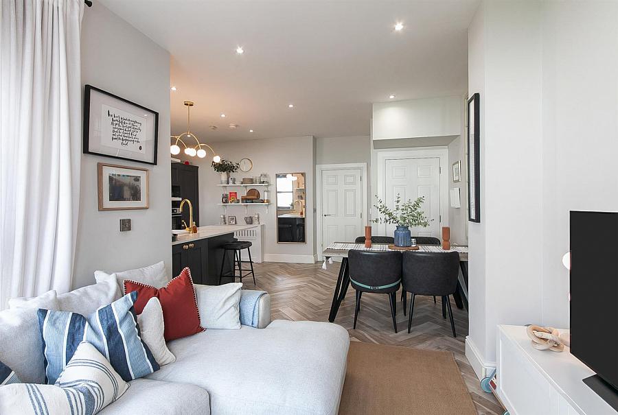 7 Barton Park Villas