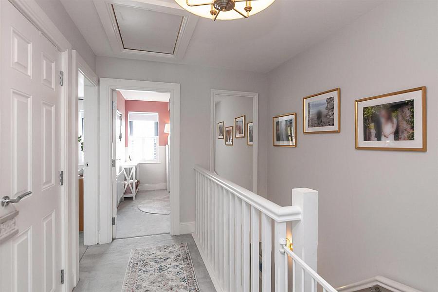 7 Barton Park Villas