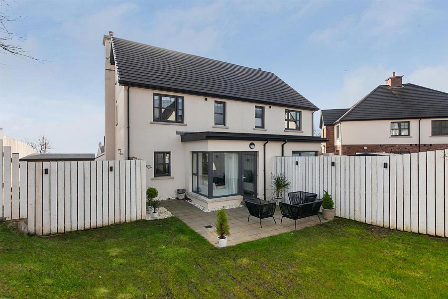 7 Barton Park Villas