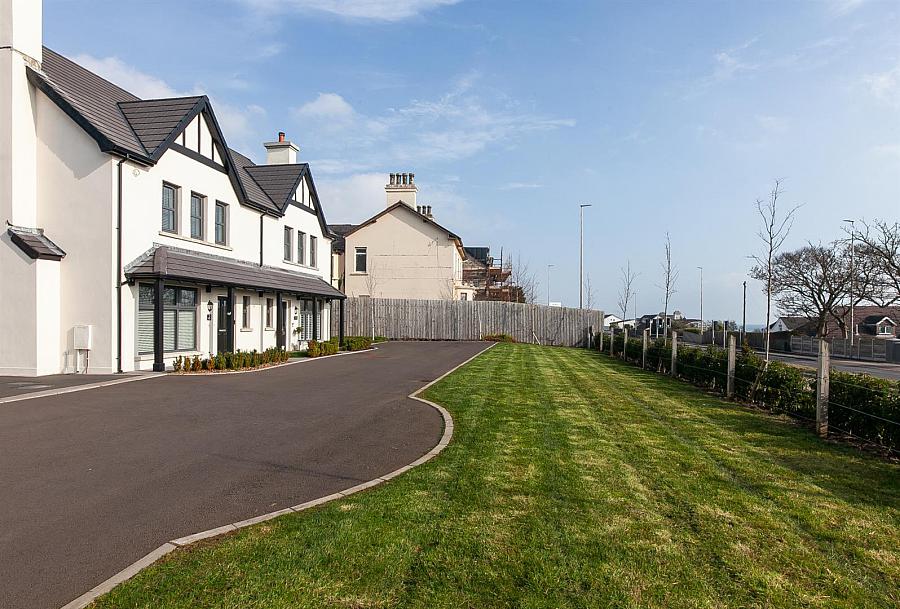 7 Barton Park Villas