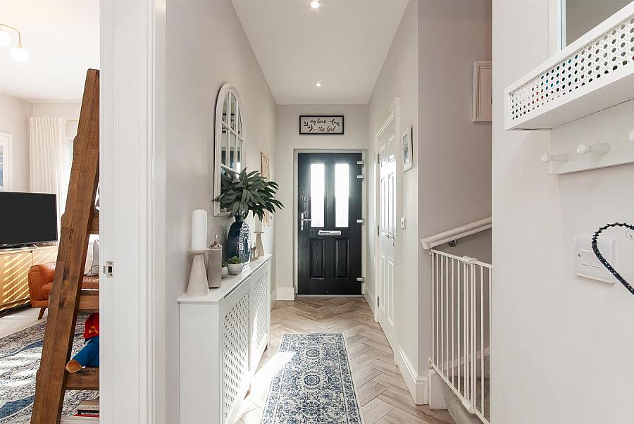 7 Barton Park Villas
