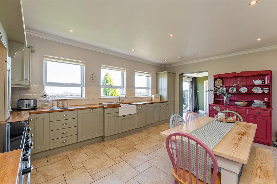78a Paisley Road