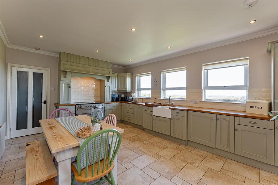 78a Paisley Road