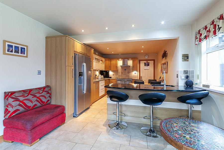 42 Brackenridge Green