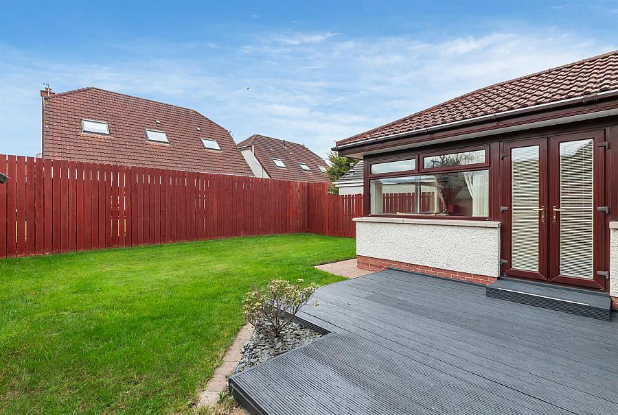 42 Brackenridge Green