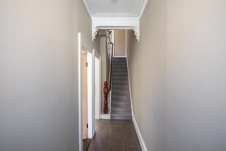 16 Rossmore Avenue
