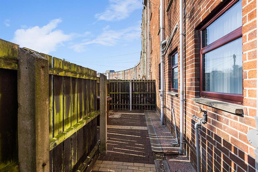 3A Ardmillan Drive