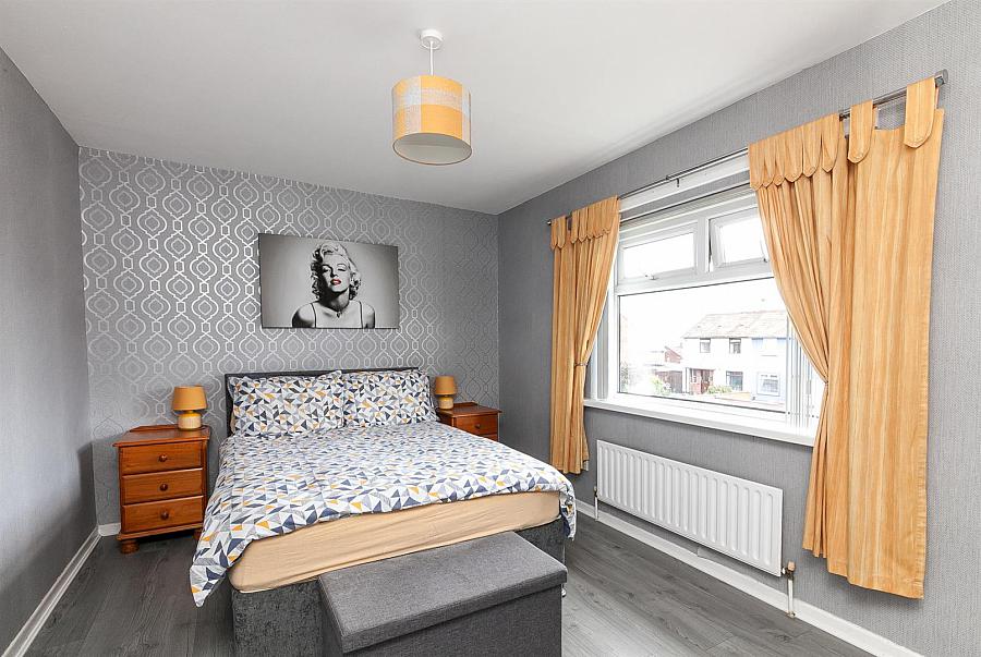 13 Waveney Grove