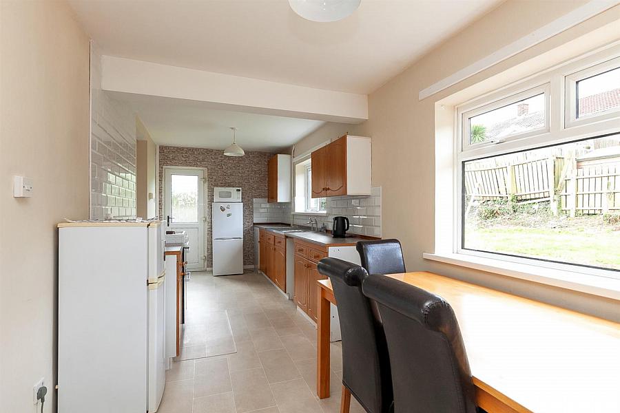 13 Waveney Grove